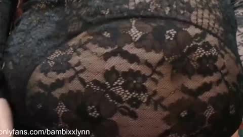 Snapshot of bambixxlynn chatting on 03/21/26, 01:10 bambixxlynn online show from 03/21/26, 01:10