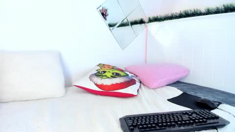 Snapshot of ban_collins chatting on 12/07/24, 04:58 Esteban online show from 12/07/24, 04:58