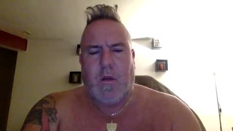 banana5289 online show from 11/22/25, 10:47