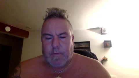 banana5289 online show from 11/30/25, 11:47