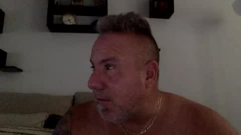 Snapshot of banana5289 chatting on 06/30/26, 09:38 banana5289 online show from 06/30/26, 09:38