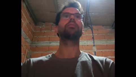 Snapshot of banana_argen_15 chatting on 03/11/26, 02:06 Ezequiel online show from 03/11/26, 02:06