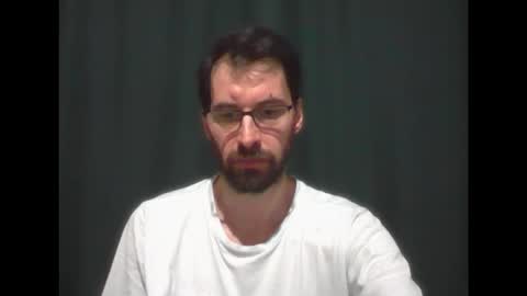 Snapshot of banana_argen_15 chatting on 03/27/26, 12:16 Ezequiel online show from 03/27/26, 12:16