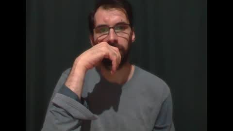 Snapshot of banana_argen_15 chatting on 03/30/26, 01:39 Ezequiel online show from 03/30/26, 01:39