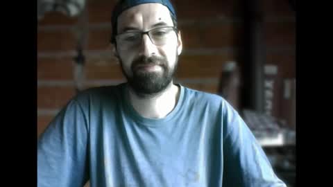 Snapshot of banana_argen_15 chatting on 03/30/26, 01:45 Ezequiel online show from 03/30/26, 01:45