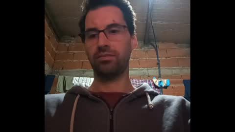 Snapshot of banana_argen_15 chatting on 04/12/26, 01:43 Ezequiel online show from 04/12/26, 01:43