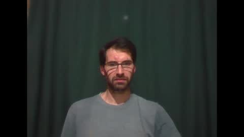 Snapshot of banana_argen_15 chatting on 04/24/26, 02:14 Ezequiel online show from 04/24/26, 02:14