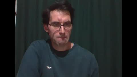 Snapshot of banana_argen_15 chatting on 06/08/26, 01:20 Ezequiel online show from 06/08/26, 01:20