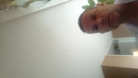 Snapshot of bananasplit1900 chatting on 09/26/25, 09:02 bananasplit1900 online show from 09/26/25, 09:02