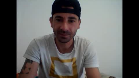 Snapshot of banciuclaudiu87 chatting on 05/04/26, 07:04 banciuclaudiu87 online show from 05/04/26, 07:04