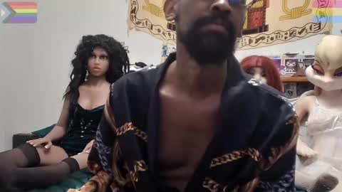 Snapshot of bandohusbando chatting on 04/14/26, 04:18 Bando Husbando online show from 04/14/26, 04:18