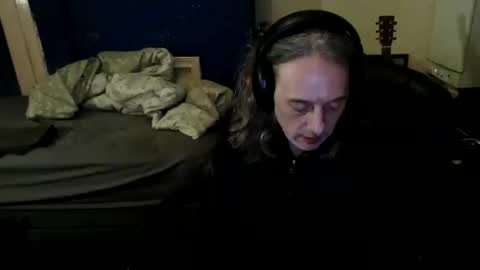 Snapshot of bangintoleather chatting on 03/08/26, 02:37 bangintoleather online show from 03/08/26, 02:37