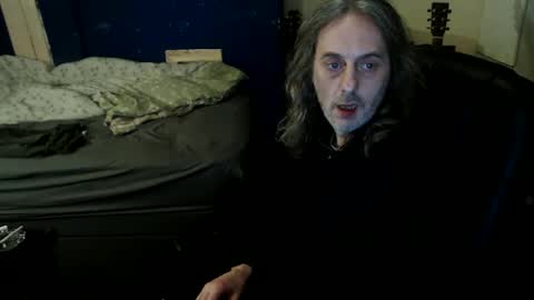 Snapshot of bangintoleather chatting on 03/16/26, 02:17 bangintoleather online show from 03/16/26, 02:17