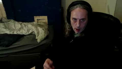 Snapshot of bangintoleather chatting on 04/22/26, 02:14 bangintoleather online show from 04/22/26, 02:14