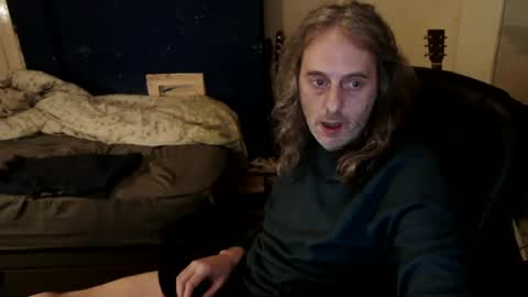 Snapshot of bangintoleather chatting on 06/17/26, 02:14 bangintoleather online show from 06/17/26, 02:14