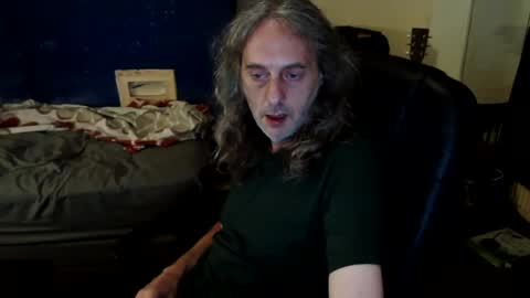 Snapshot of bangintoleather chatting on 07/12/26, 02:02 bangintoleather online show from 07/12/26, 02:02