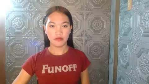 baninay810654 online show from 09/28/25, 02:33