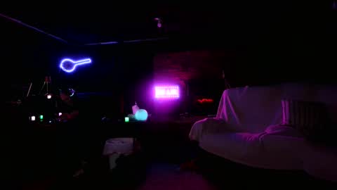 Snapshot of banjoey48 chatting on 01/13/26, 03:12 BANJOEY online show from 01/13/26, 03:12