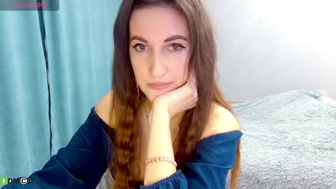 Snapshot of bany_brandy chatting on 05/07/26, 04:34 Emma online show from 05/07/26, 04:34