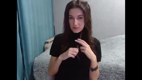 Snapshot of bany_brandy chatting on 06/07/26, 05:16 Emma online show from 06/07/26, 05:16