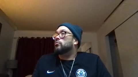 Snapshot of bape69 chatting on 01/04/25, 03:29 ForskinPapi online show from 01/04/25, 03:29