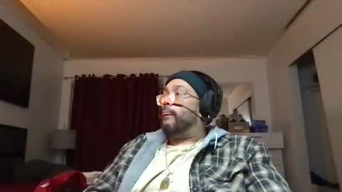 Snapshot of bape69 chatting on 01/12/25, 05:45 ForskinPapi online show from 01/12/25, 05:45