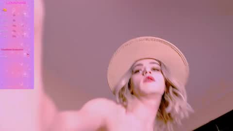 Snapshot of barbara_6_6_6 chatting on 02/16/25, 06:32 Barbara Blossom online show from 02/16/25, 06:32