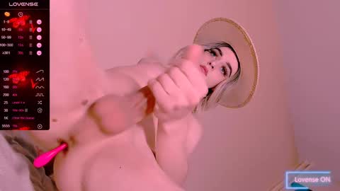 Snapshot of barbara_6_6_6 chatting on 02/18/25, 09:54 Barbara Blossom online show from 02/18/25, 09:54