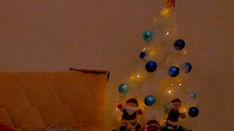 Barbie Kim online show from 12/20/24, 11:16