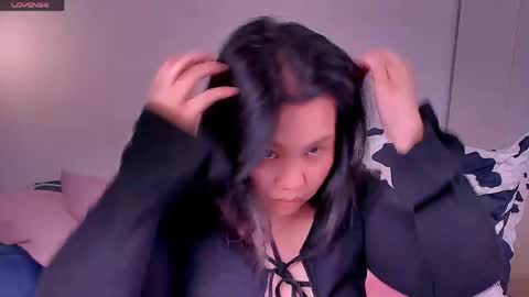 Barbie Kim online show from 04/16/26, 03:07