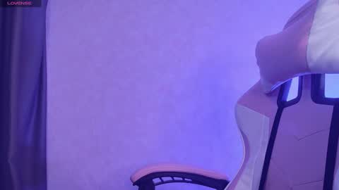 Snapshot of barbara_dennis chatting on 03/05/25, 12:38 barbara_dennis online show from 03/05/25, 12:38