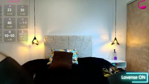 Snapshot of barbara_fox__ chatting on 05/27/26, 11:51 B A R B A R A online show from 05/27/26, 11:51