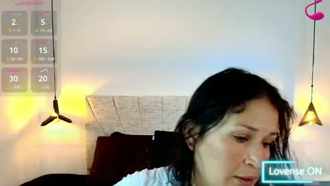 Snapshot of barbara_fox__ chatting on 05/29/26, 11:41 B A R B A R A online show from 05/29/26, 11:41