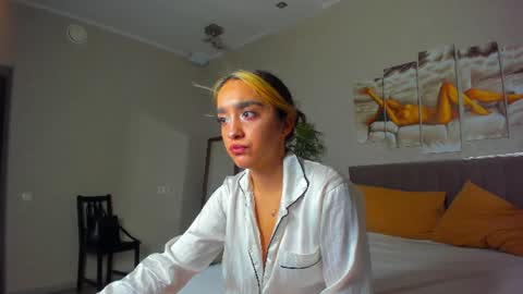 Snapshot of barbara_rogers chatting on 06/23/26, 01:03 Barbara online show from 06/23/26, 01:03