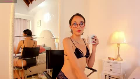 Snapshot of barbara_twerk chatting on 04/04/26, 10:18 Barbara online show from 04/04/26, 10:18