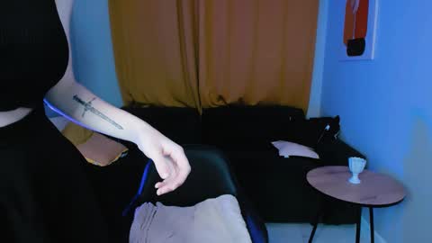 Snapshot of barbara_xkiss chatting on 12/17/24, 05:40 Barbara online show from 12/17/24, 05:40