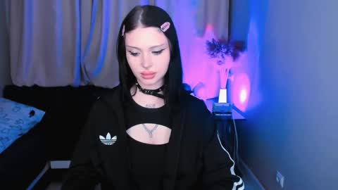 Snapshot of barbara_xkiss chatting on 02/11/25, 11:54 Barbara online show from 02/11/25, 11:54