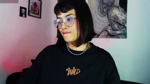  Barbara Moon  online show from 11/20/25, 04:45