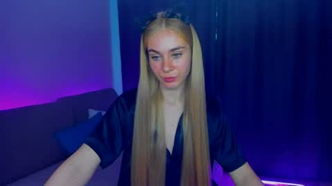 BarbaraChic online show from 07/16/26, 02:23