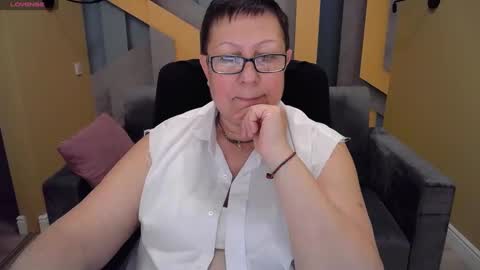 Snapshot of barbaraturners chatting on 12/12/24, 02:04 barbaraturners online show from 12/12/24, 02:04