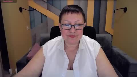 Snapshot of barbaraturners chatting on 12/22/24, 07:21 barbaraturners online show from 12/22/24, 07:21