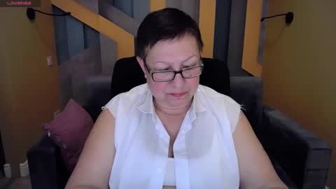 Snapshot of barbaraturners chatting on 01/10/25, 06:49 barbaraturners online show from 01/10/25, 06:49