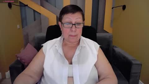 Snapshot of barbaraturners chatting on 01/10/25, 11:08 barbaraturners online show from 01/10/25, 11:08