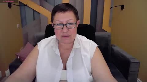 Snapshot of barbaraturners chatting on 01/11/25, 05:10 barbaraturners online show from 01/11/25, 05:10