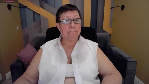 Snapshot of barbaraturners chatting on 01/12/25, 09:40 barbaraturners online show from 01/12/25, 09:40