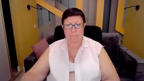 Snapshot of barbaraturners chatting on 02/10/25, 04:08 barbaraturners online show from 02/10/25, 04:08