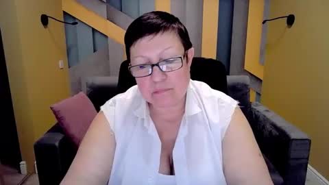 Snapshot of barbaraturners chatting on 02/13/25, 01:19 barbaraturners online show from 02/13/25, 01:19