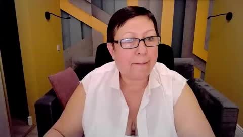 Snapshot of barbaraturners chatting on 02/15/25, 05:30 barbaraturners online show from 02/15/25, 05:30