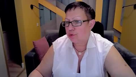 Snapshot of barbaraturners chatting on 03/09/25, 09:46 barbaraturners online show from 03/09/25, 09:46