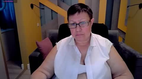 Snapshot of barbaraturners chatting on 03/11/25, 05:16 barbaraturners online show from 03/11/25, 05:16